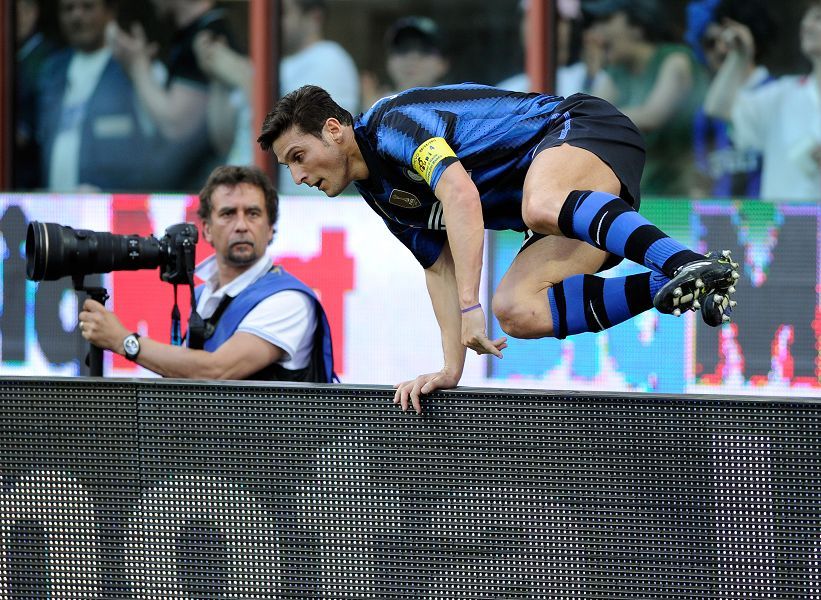 赛地聚焦：意大利杯集结日热度飙升；广厦男篮门线救险；压力陡增；赛程密集仍需轮换的简单介绍